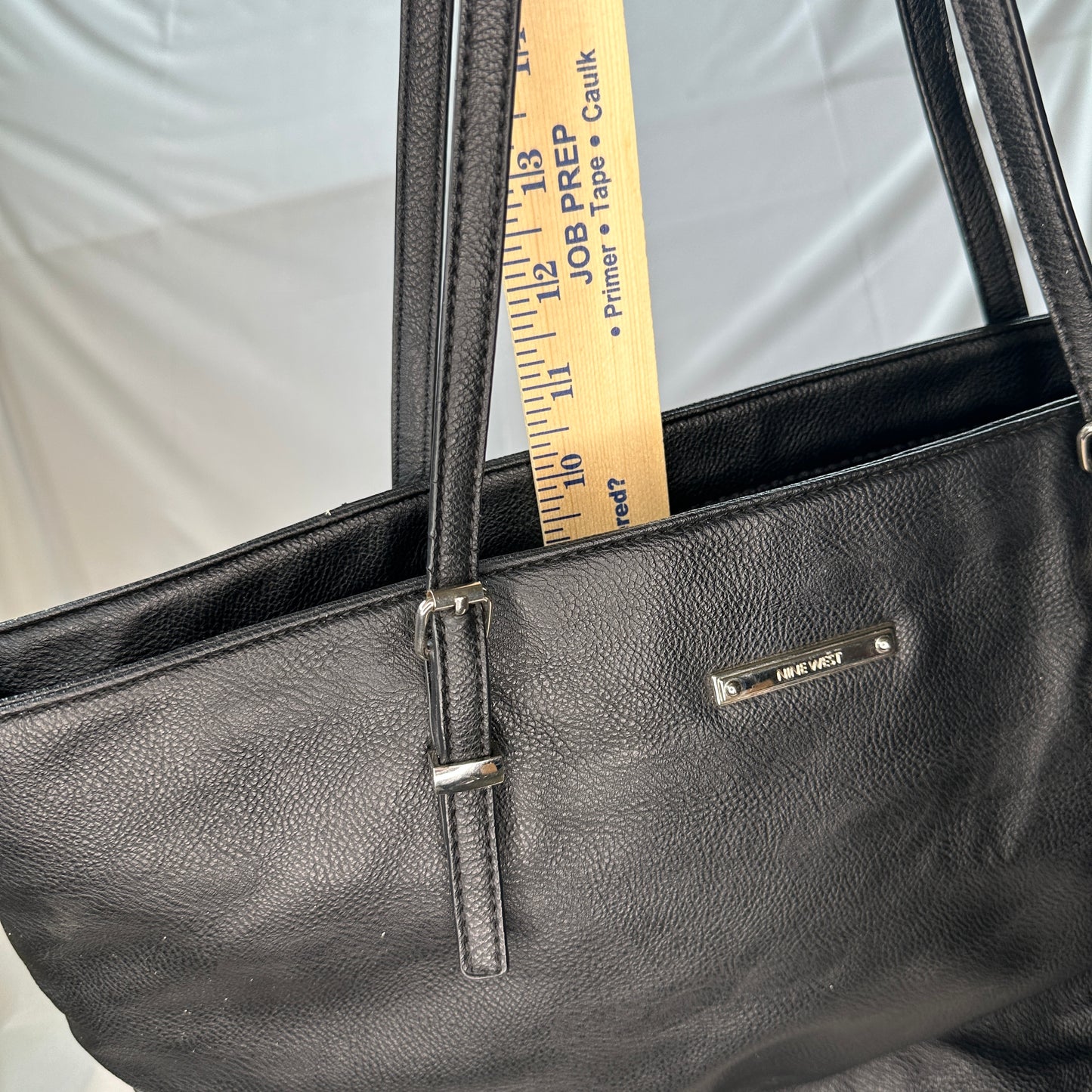 Nine West Women's Lrg Purse Black/Silver Large Purse Silver Accents Inside Zip Pockets Inside Open Pockets Leather