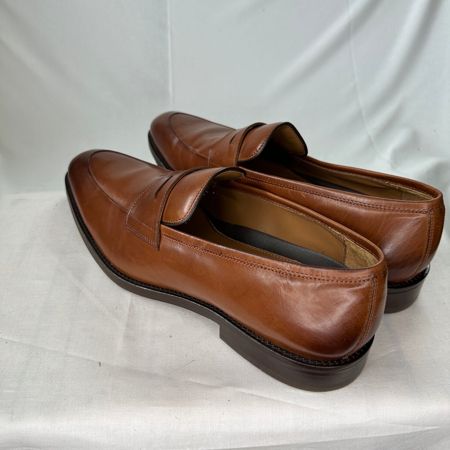 Johnston & Murphy Formal Dress Shoe Shiny Brown Slip On Shiny Leather Brown Unique Design Padded