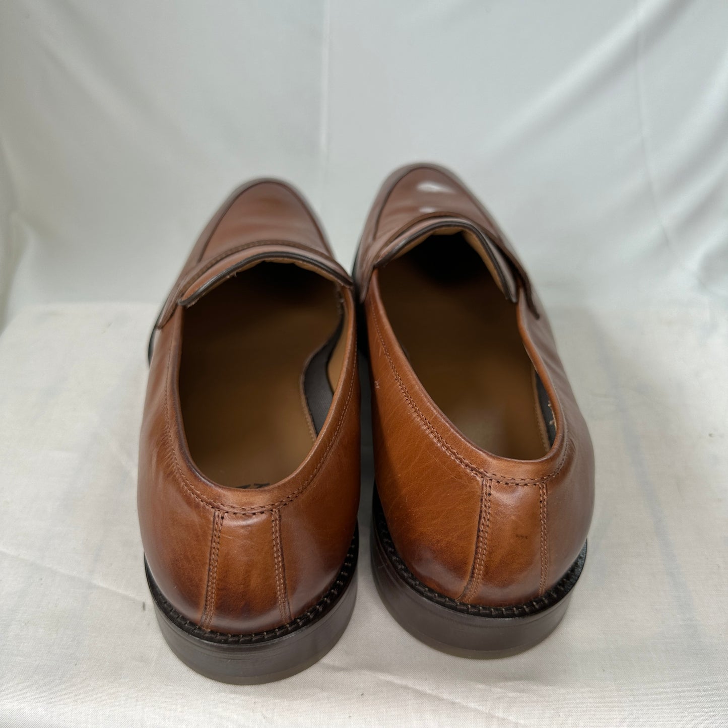 Johnston & Murphy Formal Dress Shoe Shiny Brown Slip On Shiny Leather Brown Unique Design Padded