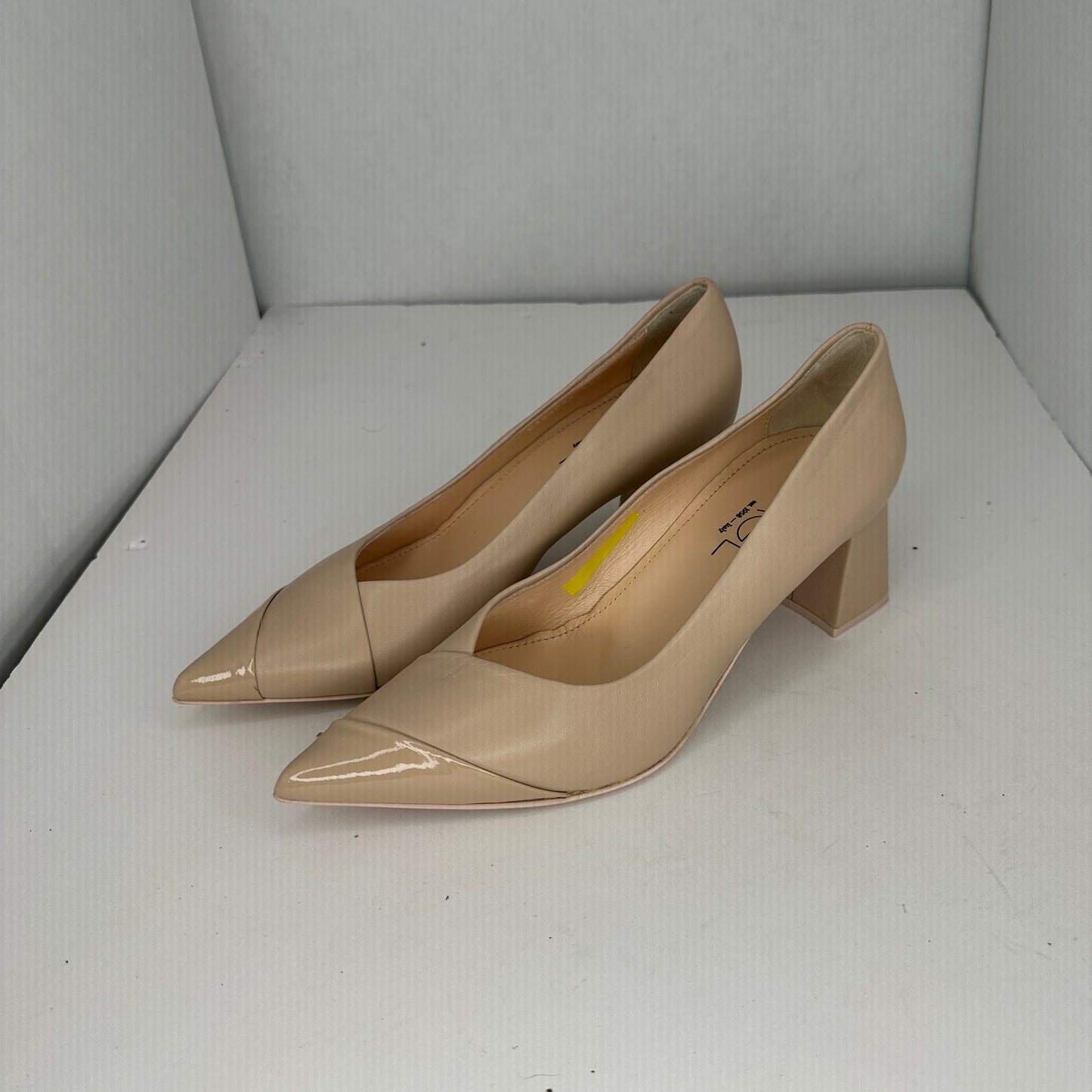 AGL Tracy Block Heels Cream/Off-White Slip On Supportive 2" Heel Lightweight Pointed Toe