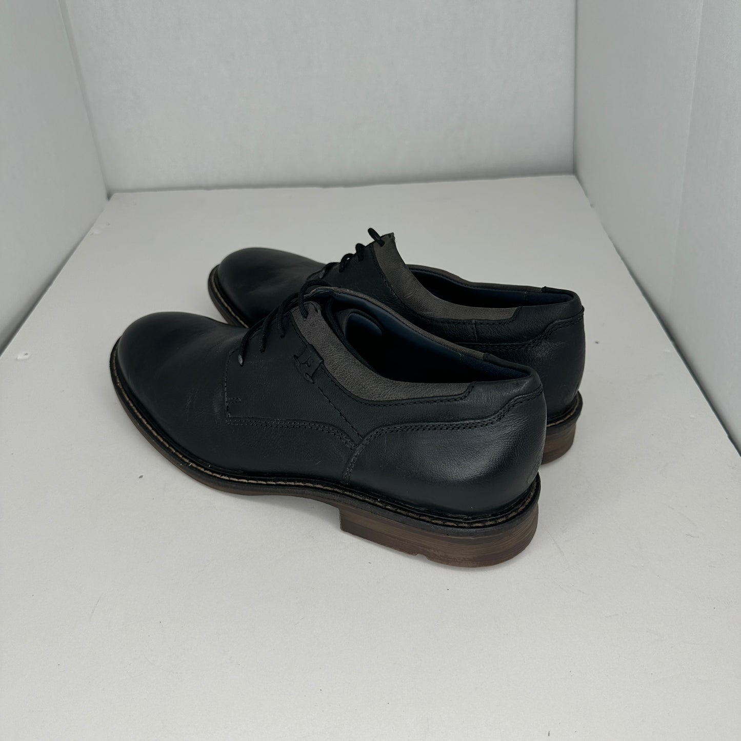 Josef Seibel Earl 05 Black-Brown Oxford Loafers Pointed Toe Cap Leather Outter Rubber Outsole Luxurious