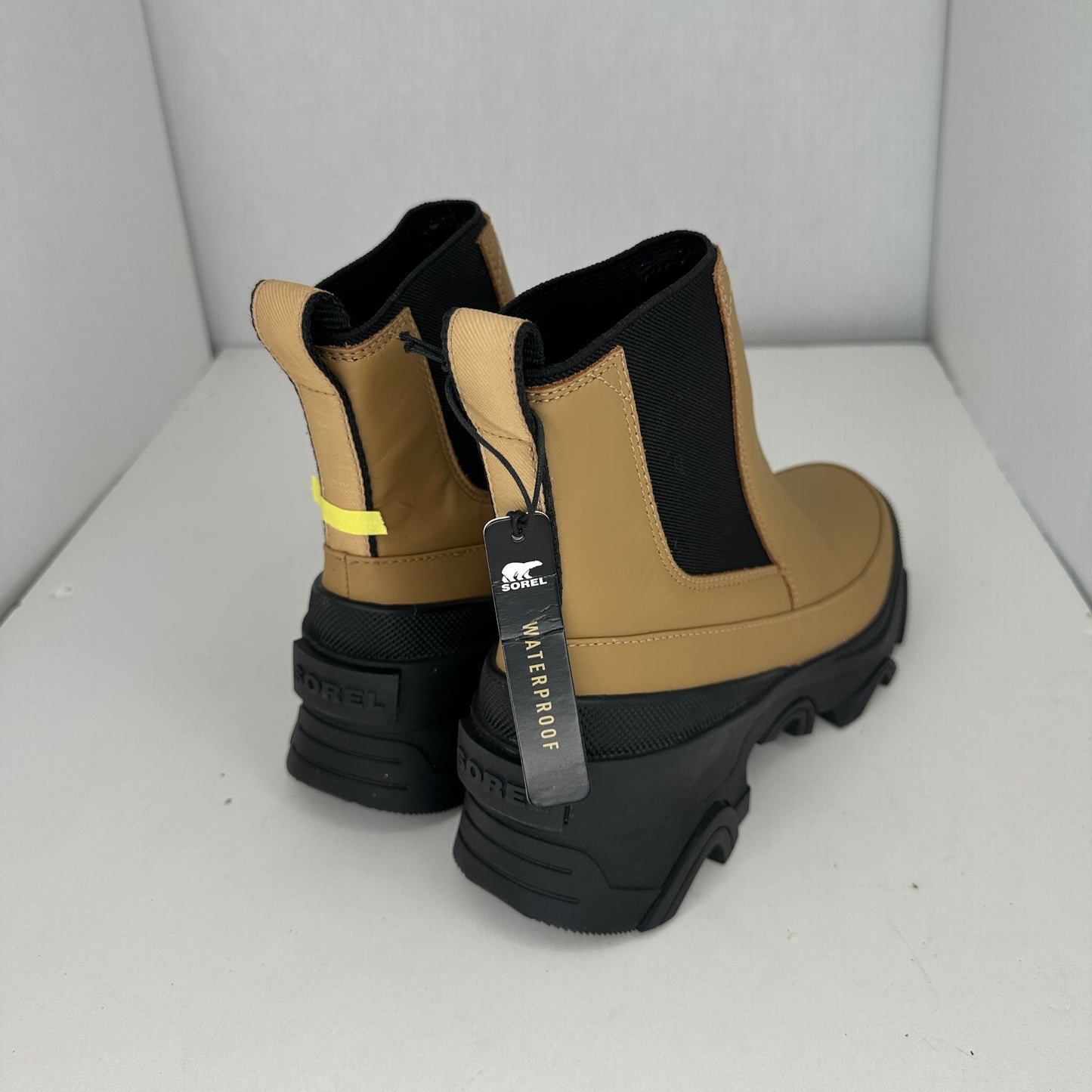 Sorel Caribou Womens Boots Brown and Black All Weather Slip On Combat Style Rubber/Leather Outside Rubber Outsole