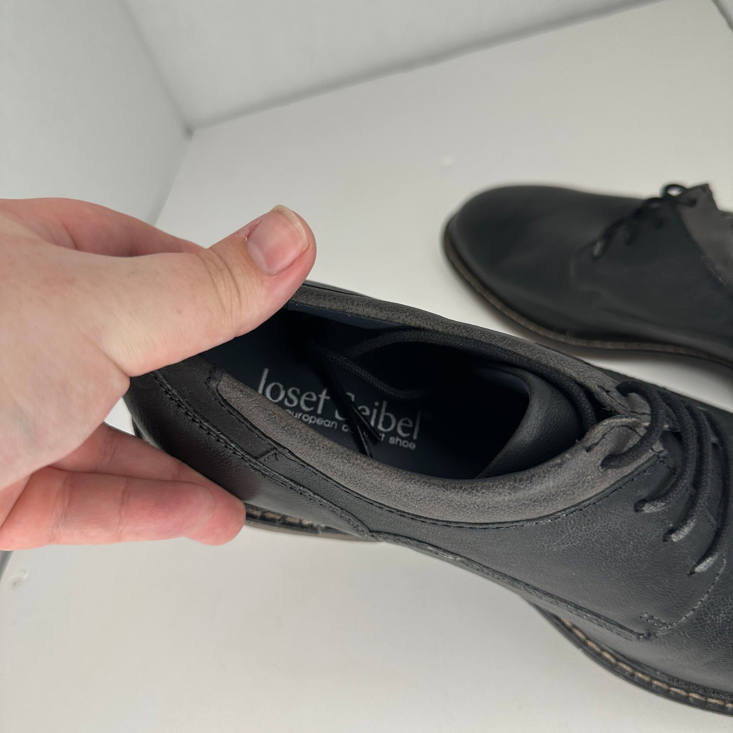 Josef Seibel Earl 05 Black-Brown Oxford Loafers Pointed Toe Cap Leather Outter Rubber Outsole Luxurious