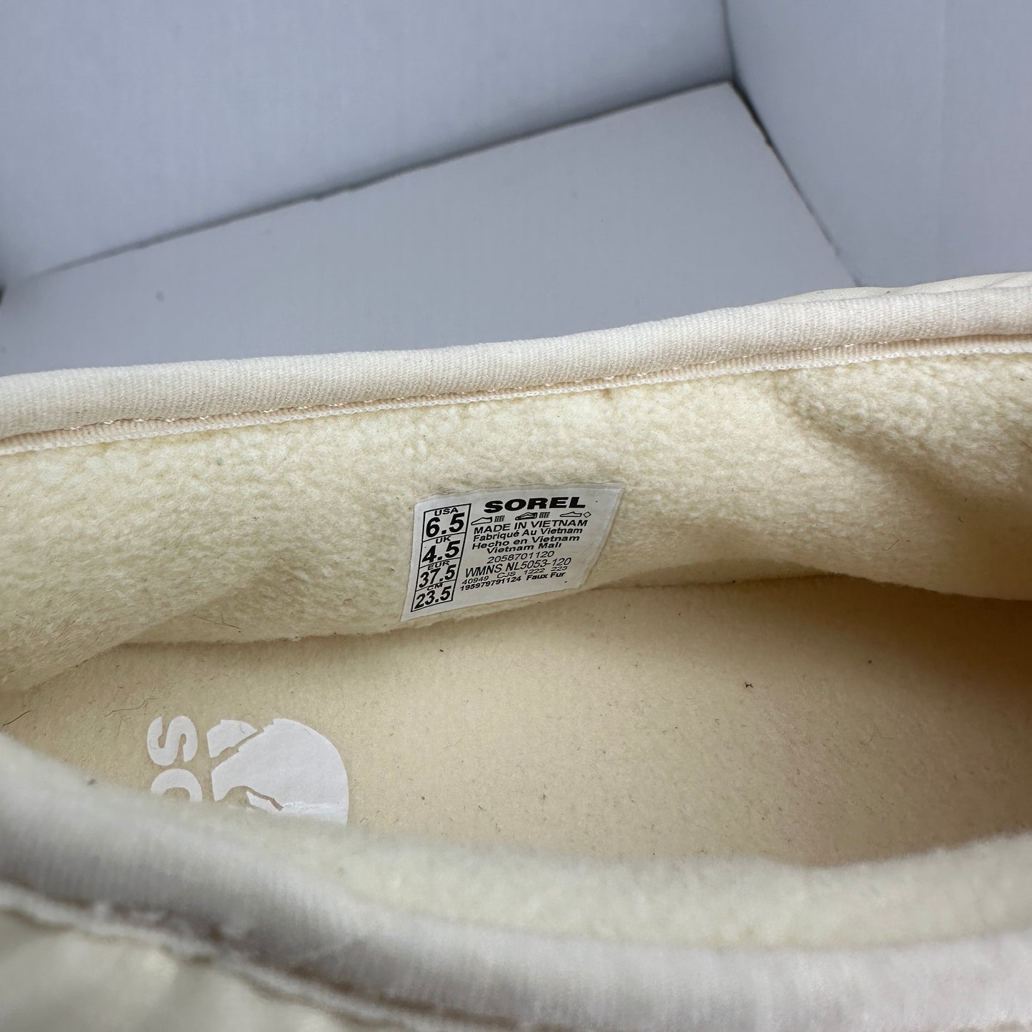 Sorel Faux Fur Slippers White, Pink, and Blue Lightweight Lined & Insulated Fleece-Like Outter Rubber Outsole Logo Accent