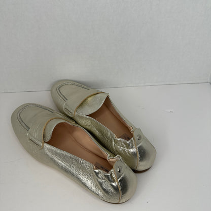 AGL Mara Pure Silver Moccasin Silver/Champagne Lightweight Slip On Leather Threaded Breathable Flats