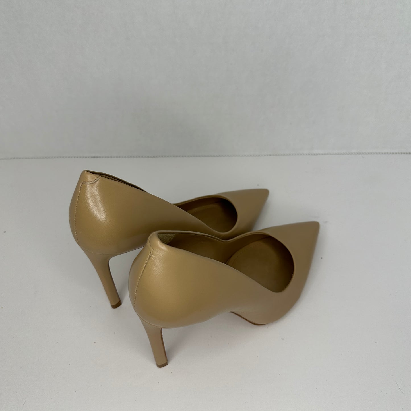 Schultz Extra High Heel Beige/Cream Slip On Leather Stiletto Cap Toe Lightweight