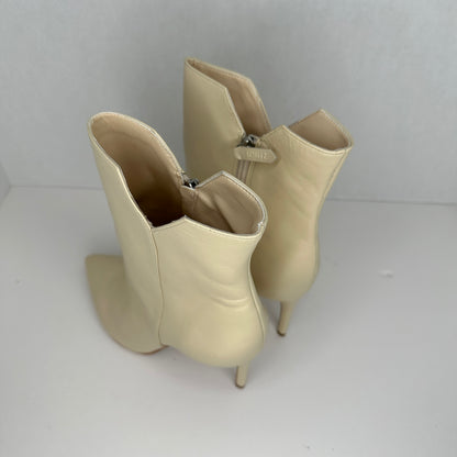 Schutz Betsey Bootie Heels Egg Shell/Ivory White 4" Heel Zipper 6" Tube Mid-Calf High Stiletto Heel