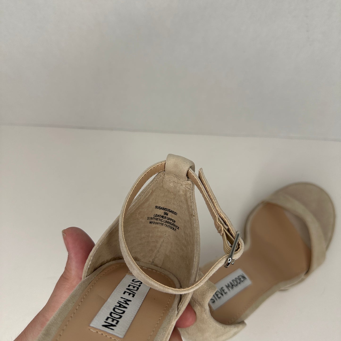 Steve Madden Susan Beige Adjustable Strap Suede Leather Adjustable Ankle Strap (only one) 4" Platform Heel Manmade