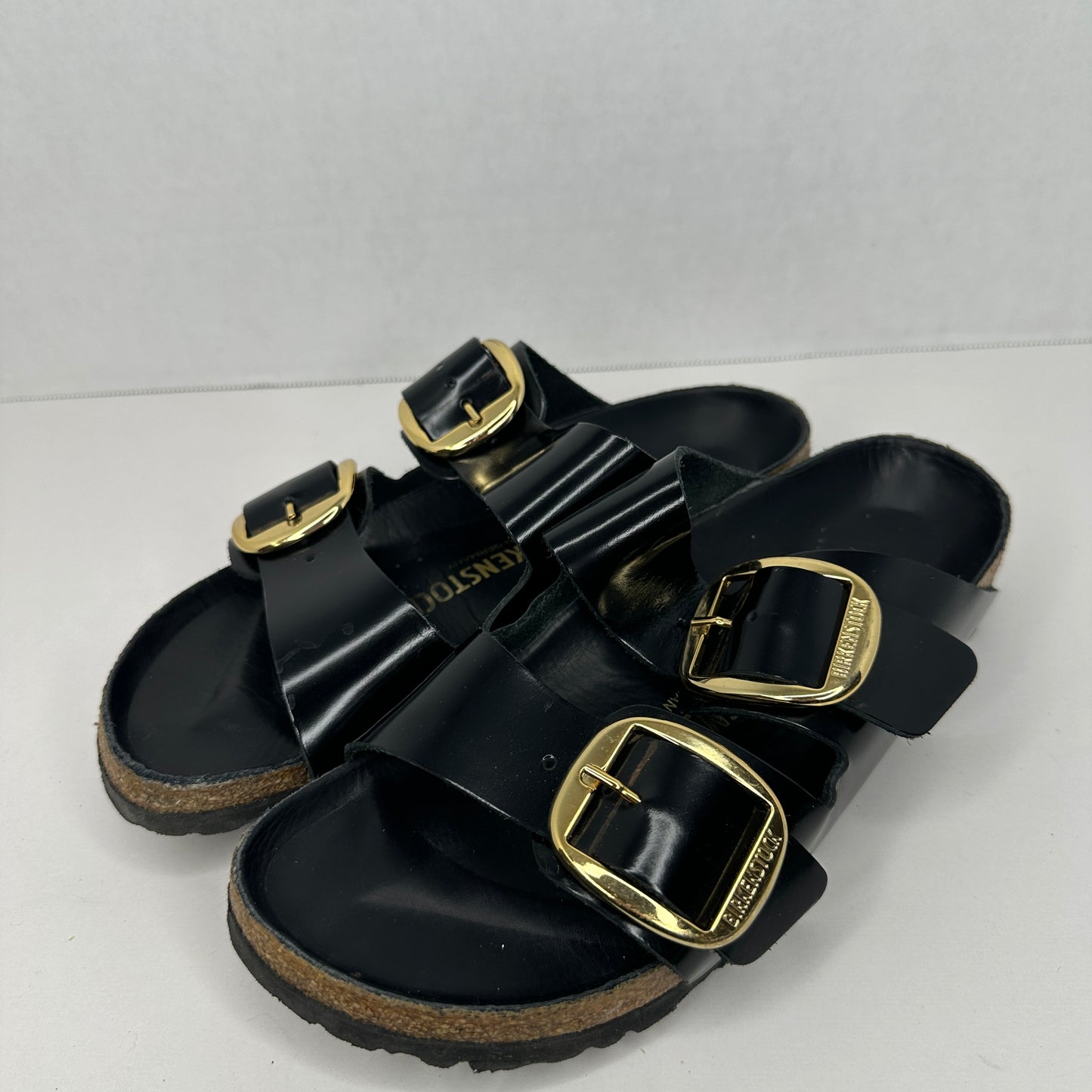 Birkenstock Arizona Sandals Black and Gold Lightweight Slip On Adjustable Straps 2 Straps Flats